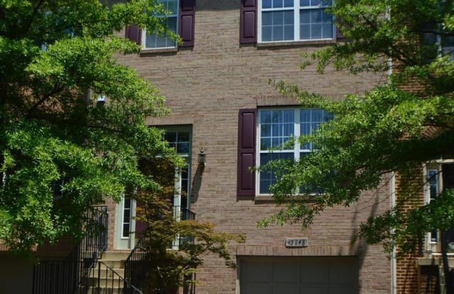 45848 EDWARDS TERRACE - 45848 Edwards Terrace, Dulles Town Center, VA 20166