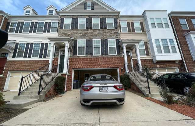 43534 HERITAGE GAP TERRACE - 43534 Heritage Gap Terrace, South Riding, VA 20152