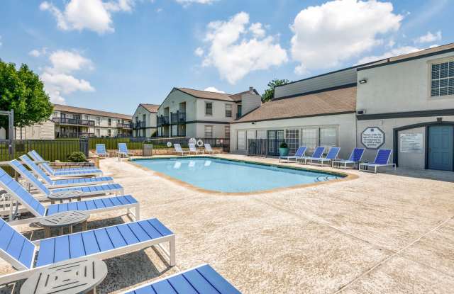 Addison Apartments at the Park Gallery 2