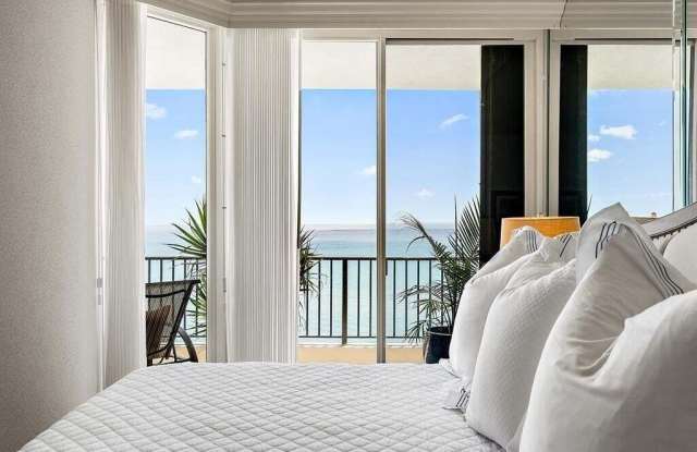 800 Ocean Drive Gallery 3
