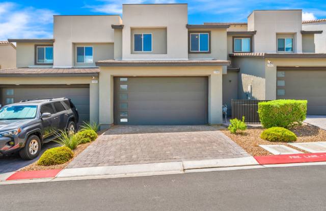 Modern Summerlin West Townhome with Contemporary Finishes! Gallery 1