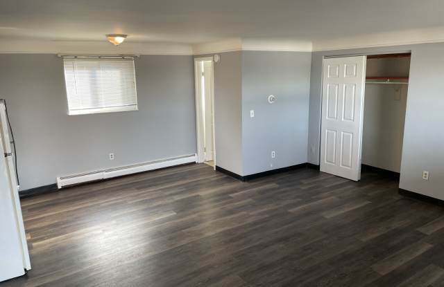 9334-9342 Reading Rd photos photos