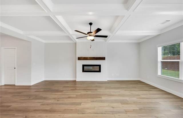 5325 Fox Hill Lane Gallery 2