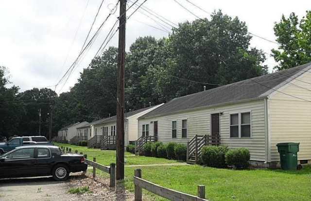 122 Christian Street Gallery 1