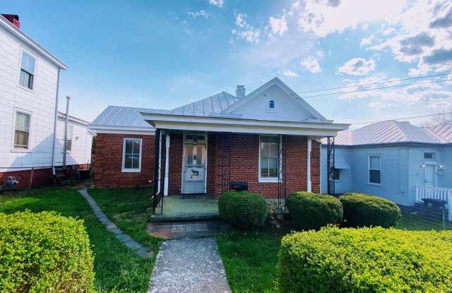 2 Bedroom Home in Lynchburg photos photos