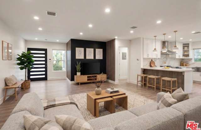 17141 Sherman Way photos photos