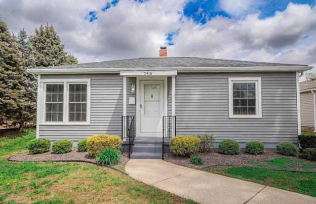 5416 Washington Avenue photos photos