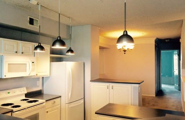 Lovely Two Bedroom Condo with Fire Place, W/D, garage, and tons of community extras! (Concord) photos photos Lovely Two Bedroom Condo with Fire Place, W/D, garage, and tons of community extras! (Concord) photos photos