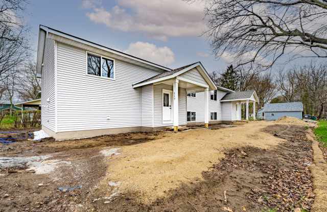 Brand New 5 Bedroom Duplex Unit! photos photos