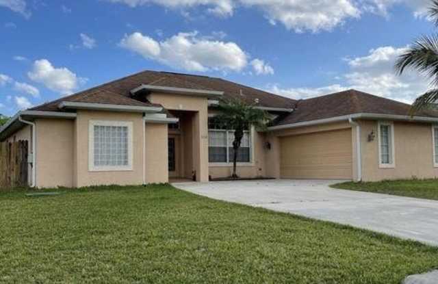 2202 SW Crocus Lane photos photos