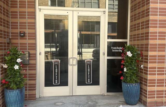 440 Walnut St Gallery 2