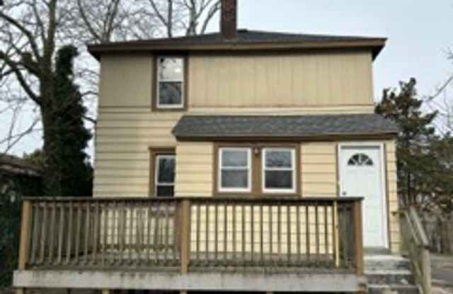 Recently Renovated 3-Bedroom, 1-Bath Home in Pleasantville photos photos