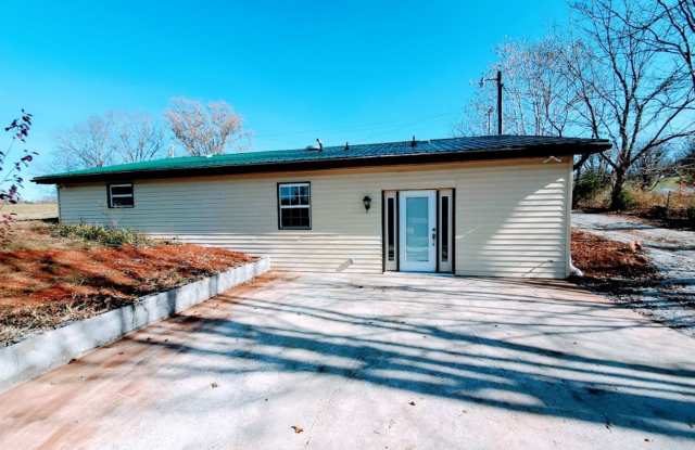 3-Bedroom Basement Home with Spacious Yard photos photos