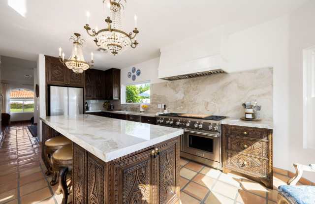 73055 Amber Street photos photos