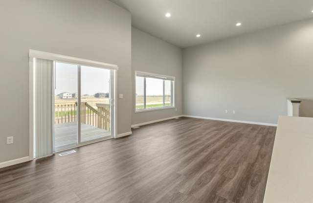 826 United Dr. - 1 Gallery 3
