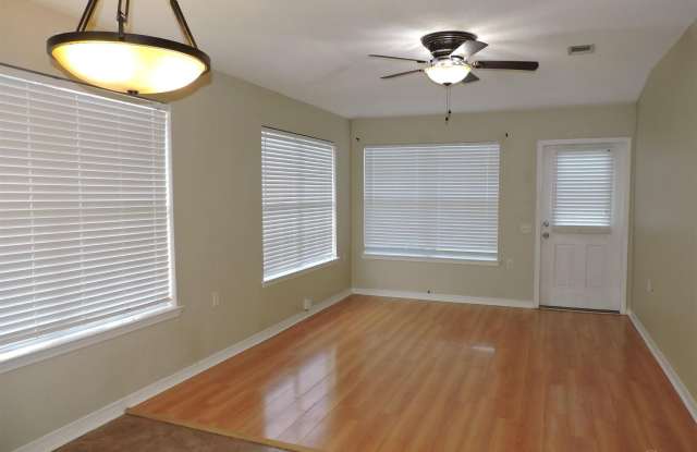 8110 Heirloom Dr Gallery 4
