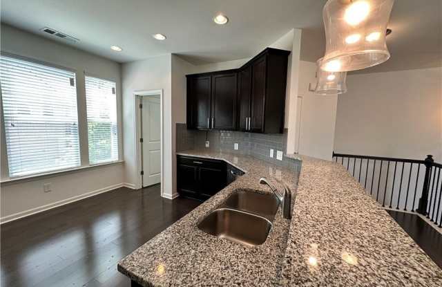 4302 Morning View Gallery 4