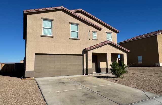 Nice newer 2 story home Gallery 3