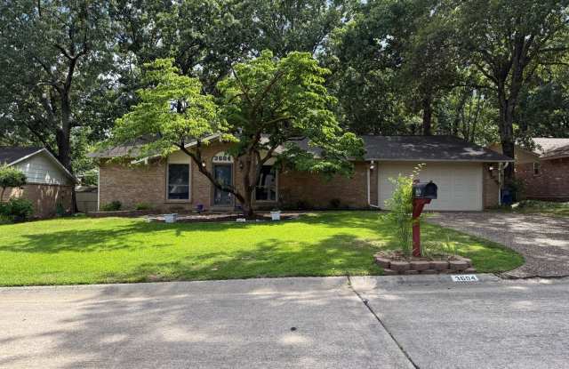 3604 Royal Oak Dr., North Little Rock AR 72116 - Wonderfully laid out 3br 2ba in Lakewood photos photos