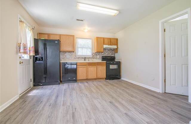 4607 Wildwood Avenue Gallery 4
