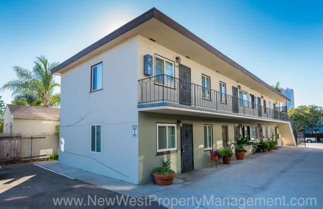 553 22nd St photos photos