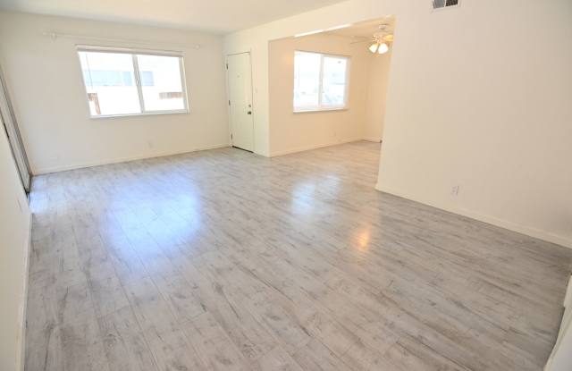 1295 Flora Ave, San Jose, spacious 2 bedroom 1 bath West San Jose duplex. Gallery 3