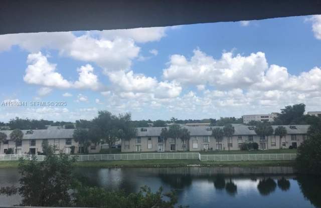 15221 SW 80 St photos photos