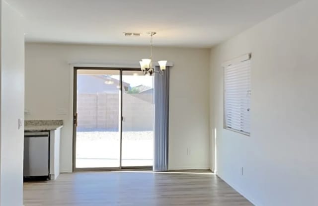 42367 W Bunker Dr Gallery 3