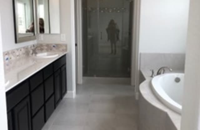 465 Egret Court Gallery 3
