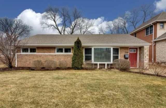 711 North Delphia Avenue photos photos
