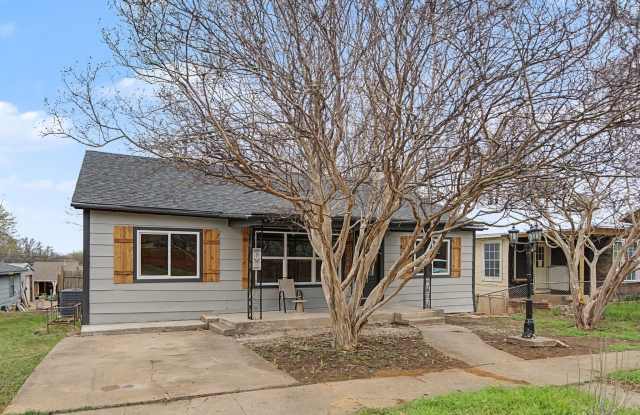1411 W Gandy Street photos photos