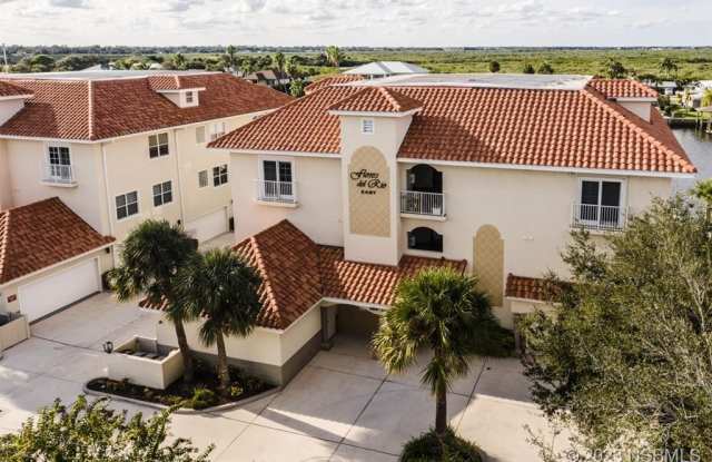 273 Middle Way - 273 The Middle Way, New Smyrna Beach, FL 32169