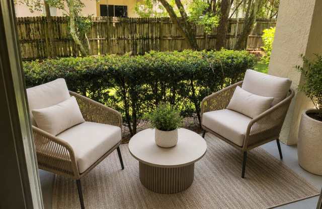 For Rent Beautiful 2/2 First Floor Condo at the Crest close to UCF and Valencia College !!! photos photos