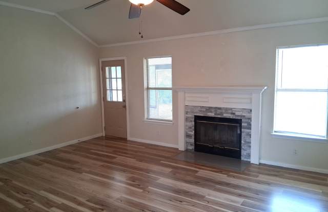 4309 Chantz Drive Gallery 2