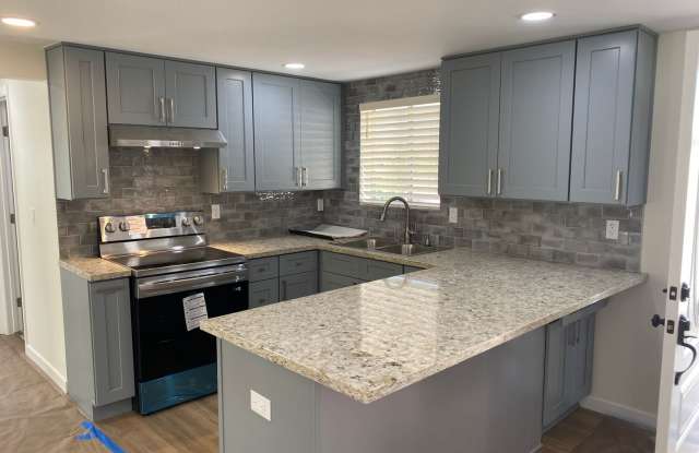 COMING SOON - NEWLY RENOVATED 3BD+1BA HOME photos photos
