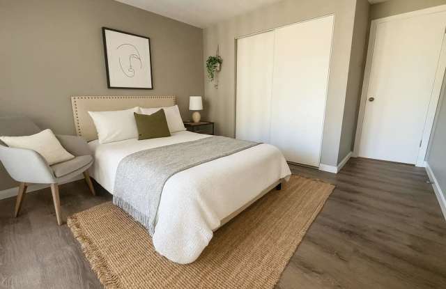 Valley View Apartments Gallery 4