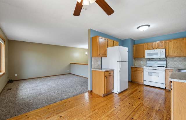 16940 Glencoe Ave. Gallery 1