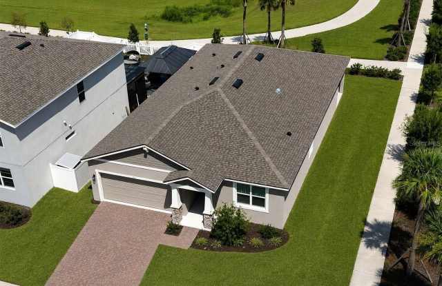 1141 LAKESHORE BREEZE Place Gallery 2