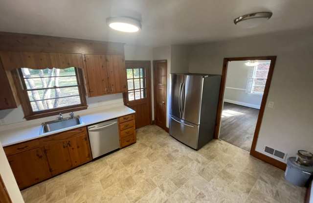 4 Bedroom split level in Barclay Downs! Gallery 3