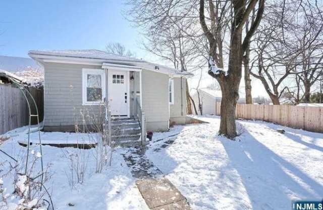 31 Rea Avenue Cottage photos photos