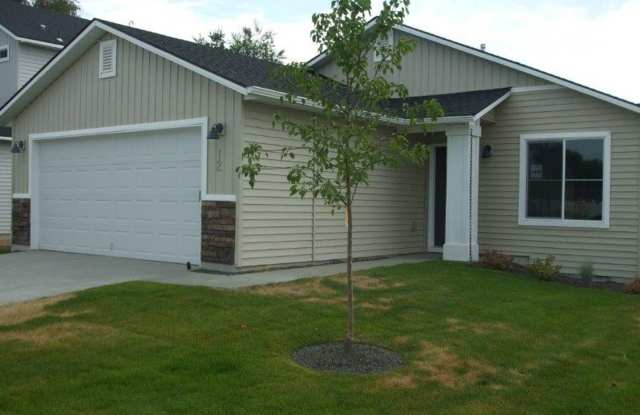 NICE 3 bed 2 bath 2 car garage avail now photos photos NICE 3 bed 2 bath 2 car garage avail now photos photos