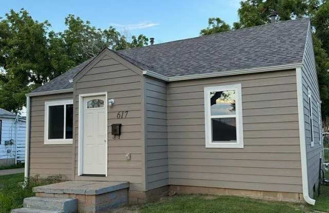 617 Montrose St photos photos