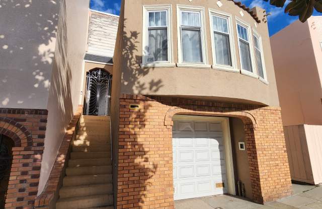 1570 Palou Avenue - 1 photos photos