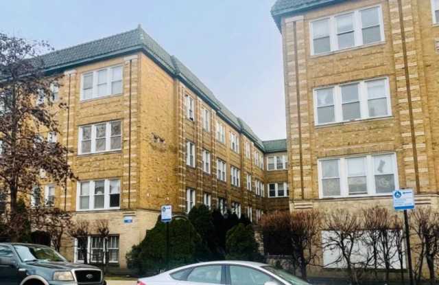 4055 West School St. photos photos