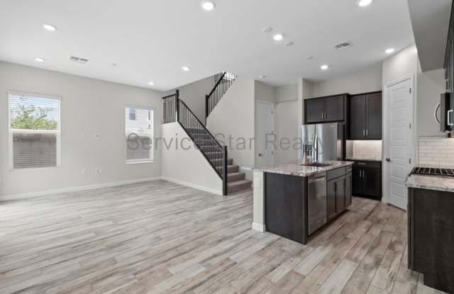 17144 N 50th Pl Gallery 2