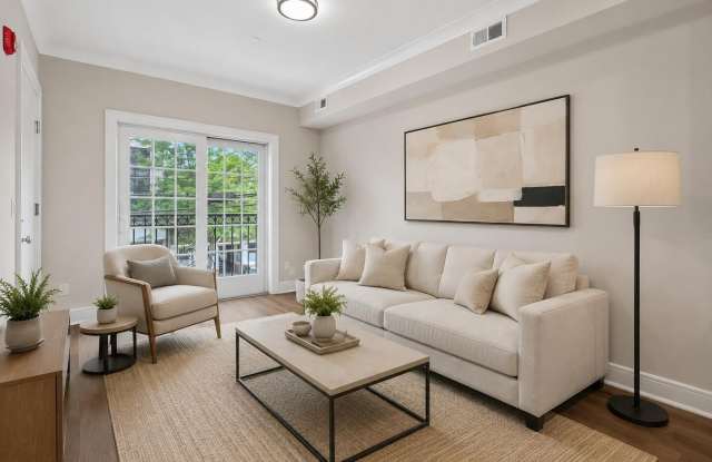 112 Brighton Avenue Gallery 2
