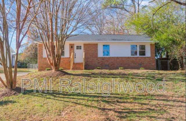 2204 Emerson Place photos photos