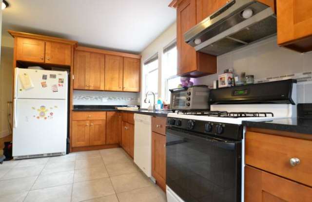 33 Newcastle Rd. - 33 Newcastle Road, Boston, MA 02135