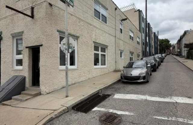 4047 CRESSON Street Gallery 1