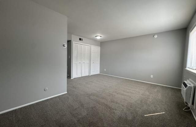 4441 Oakwood Boulevard - #1 Gallery 2